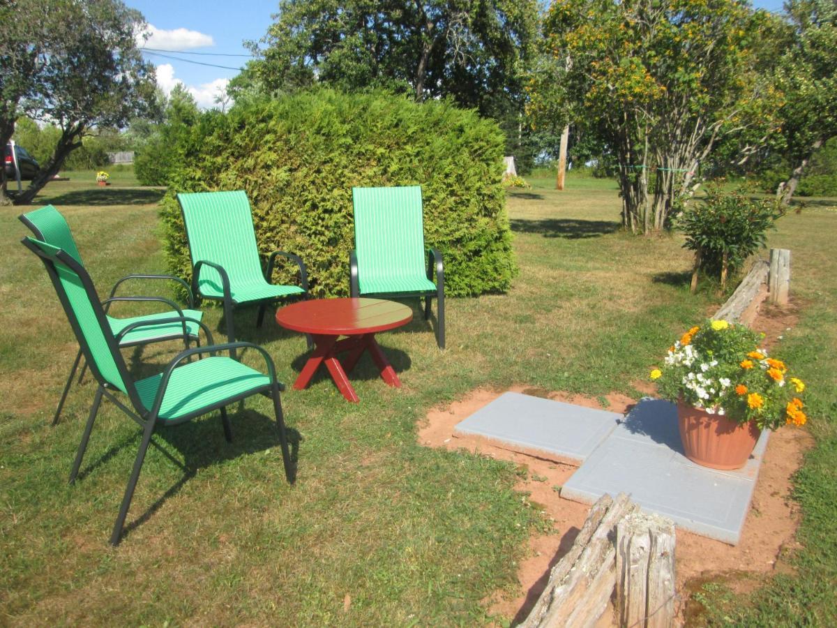 Gite Les Acres Tranquilles B&B Port-Daniel 외부 사진