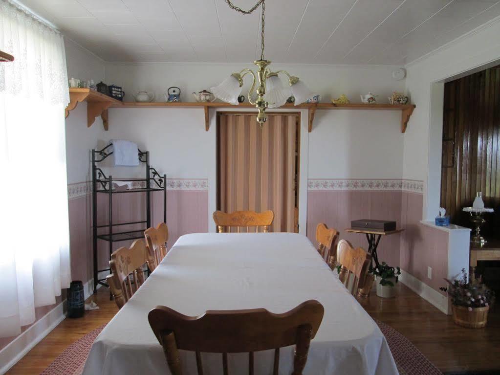 Gite Les Acres Tranquilles B&B Port-Daniel 외부 사진